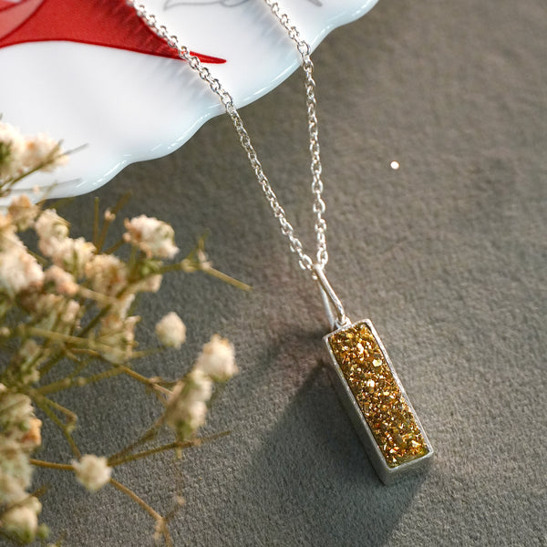 Western touch silver necklace