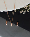 Doll minimal silver necklace