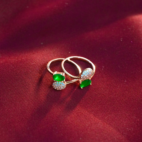 Green solitare rose gold plated silver toe ring