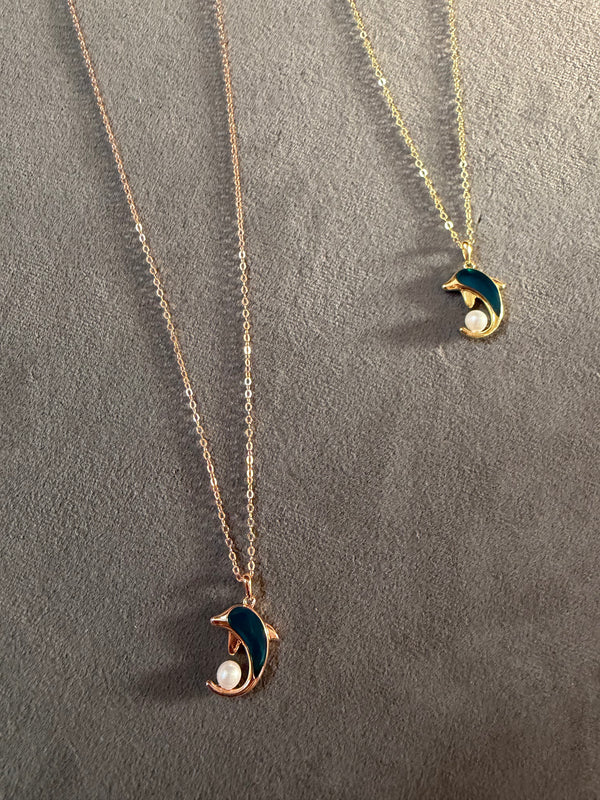 Fish trendy silver chain pendant